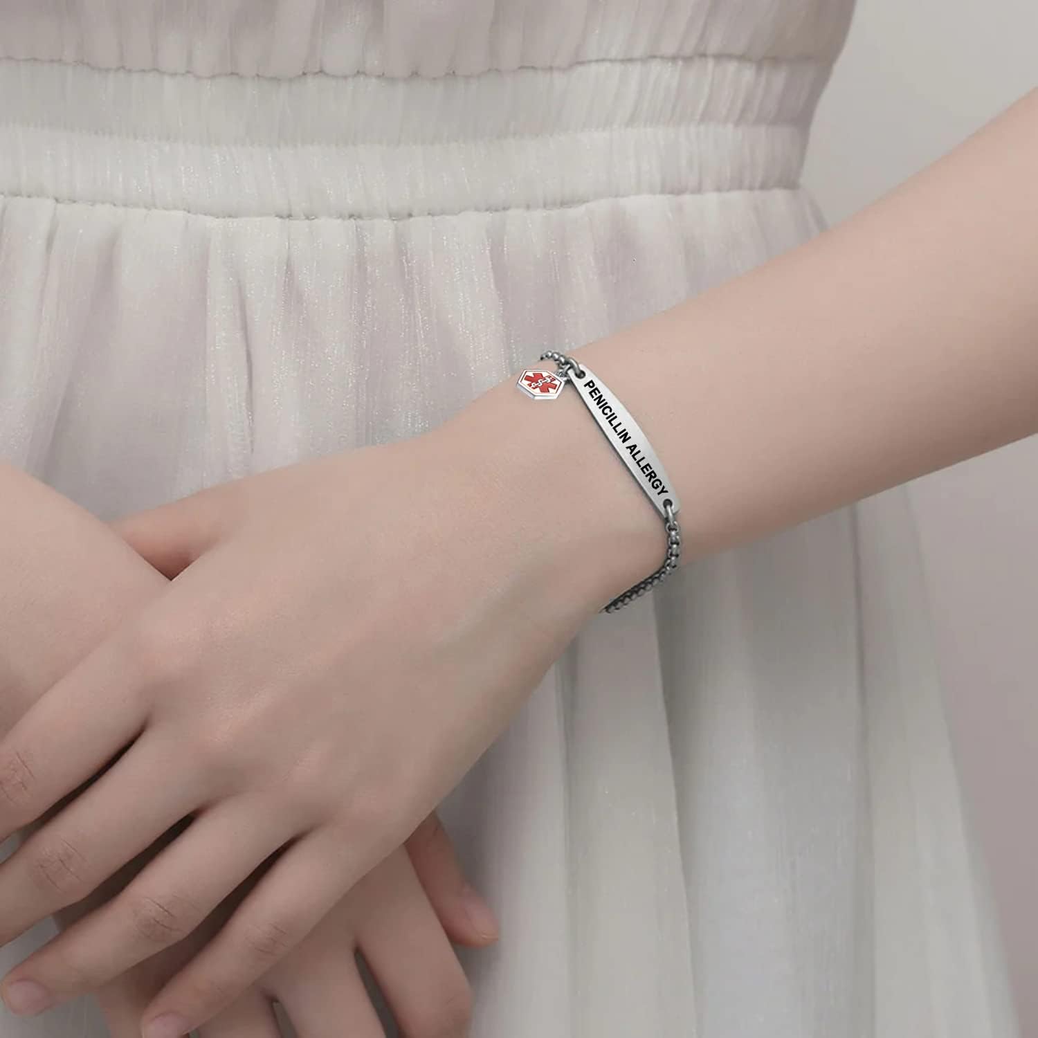 AITENME Medizinische Armband für Damen SOS Notfall Armbandrmbänder aus Edelstahl Alarm ID Verstellbare Slider Armbänder für Frauen Mädchen Mama Freundin Silber – Bild 5