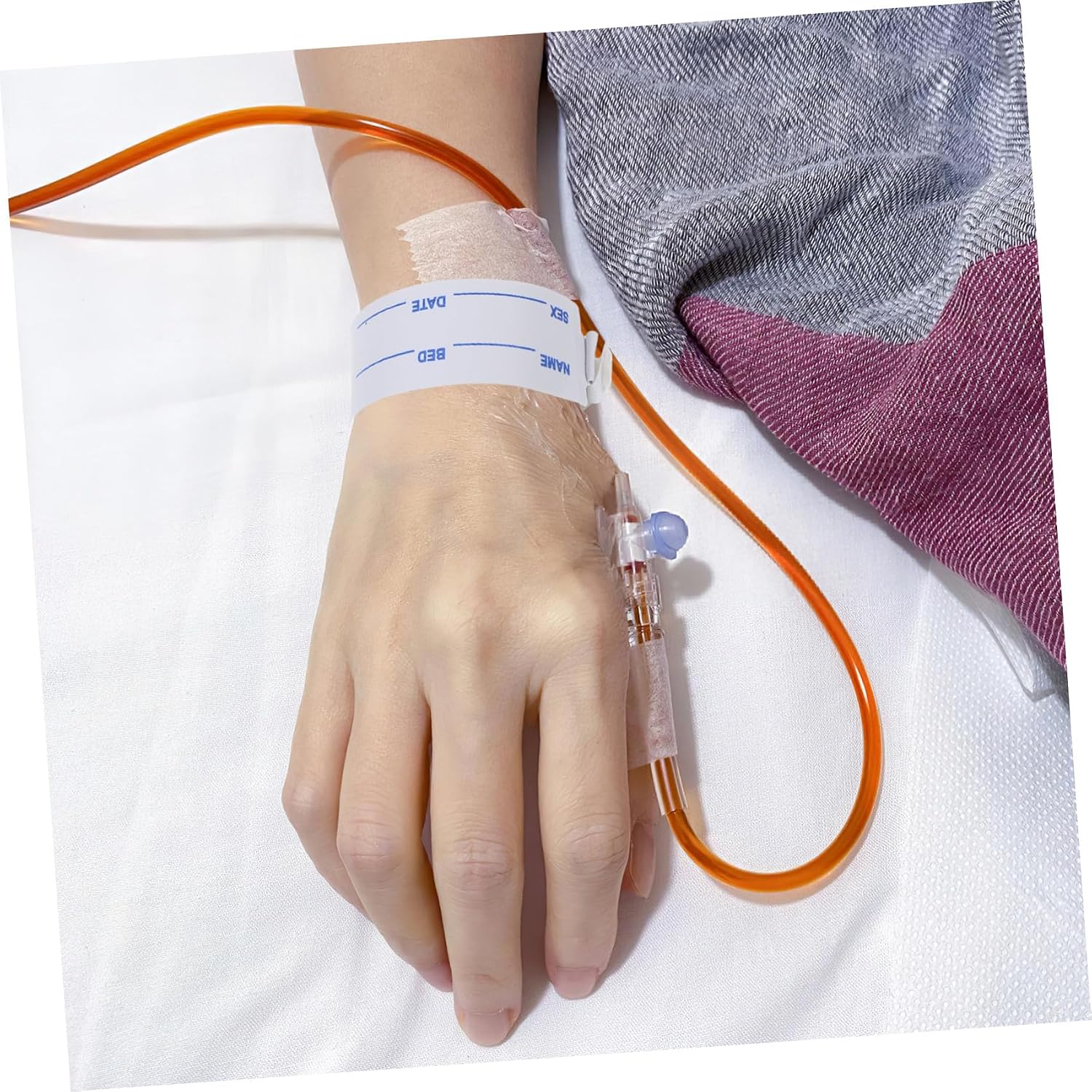 Amosfun Medizinische Armbänder aus Weißem Pvc 100 Stück Wasserfest und Schmutzabweisend Krankenhaus Armbänder zur Patientenidentifikation im Krankenhaus für Erwachsene und Senioren – Bild 5